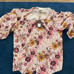 NWT Button Down floral short sleeve shirt